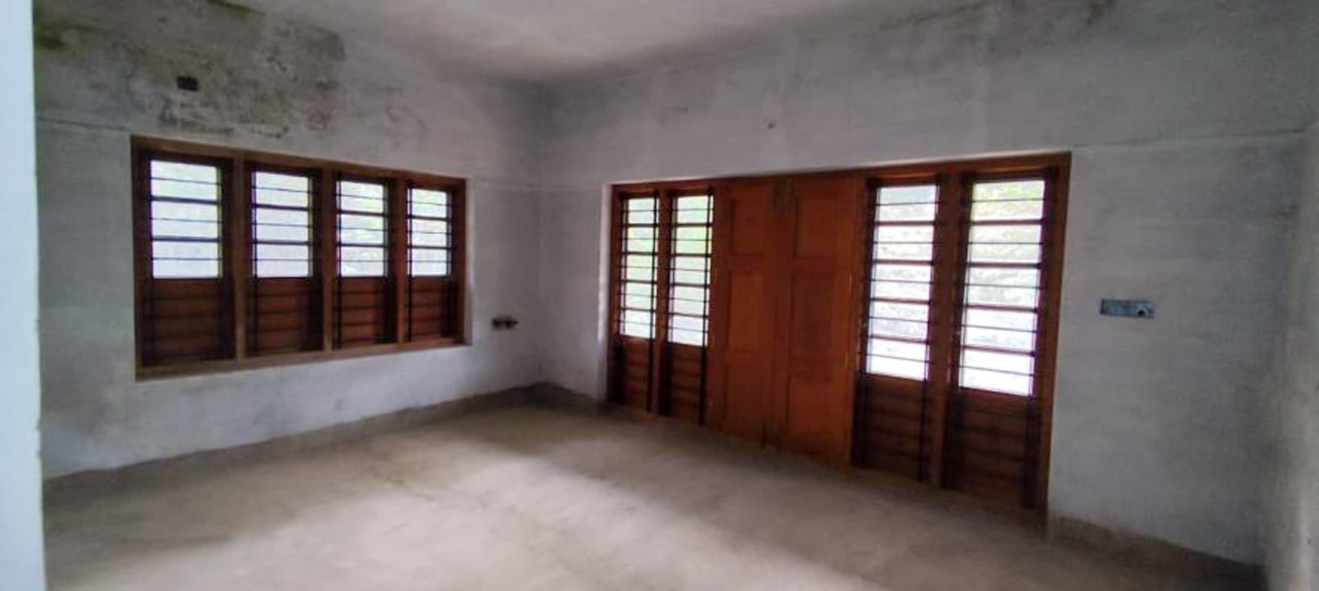 Property Photos 16