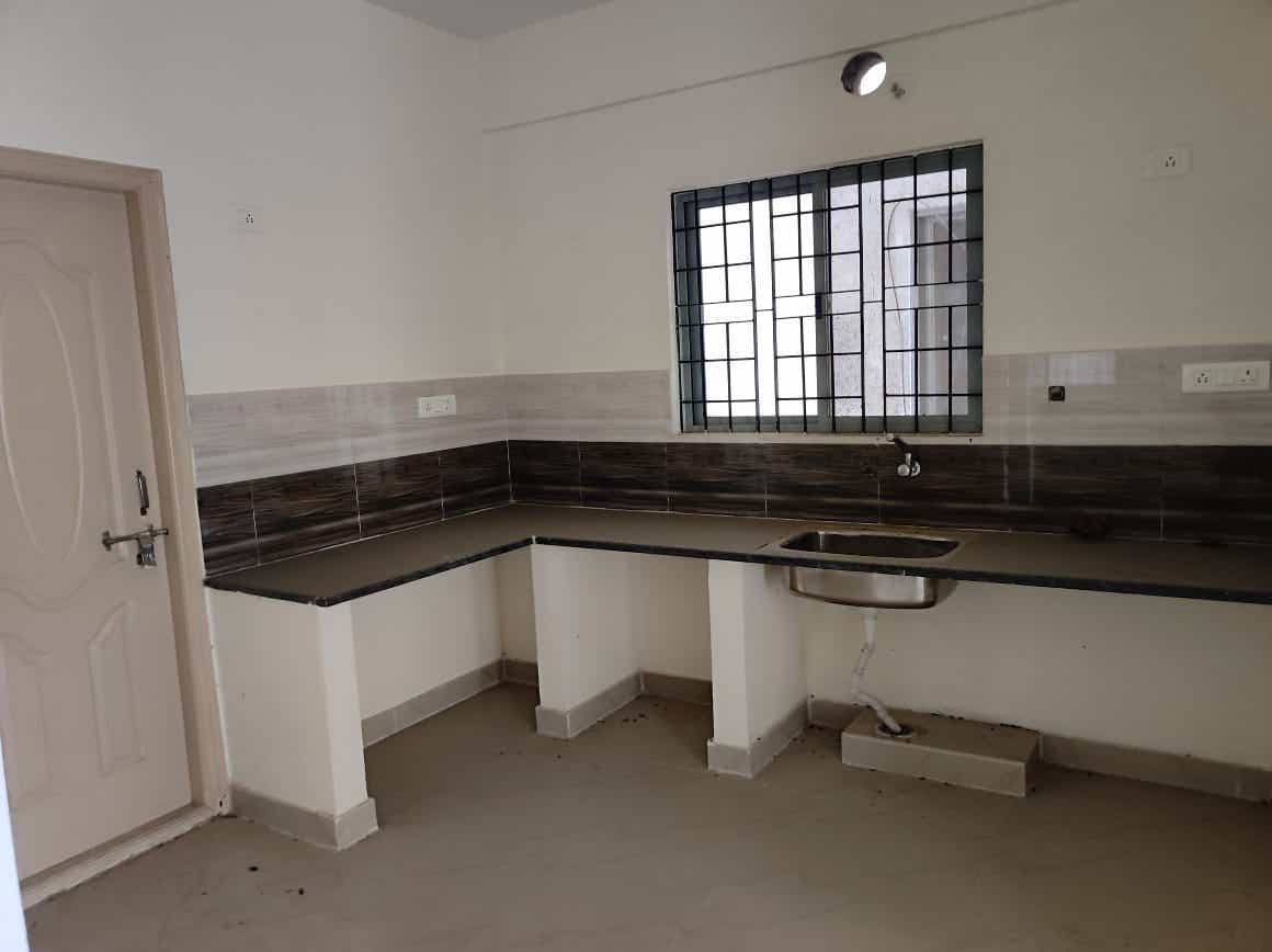 Property Photos 6