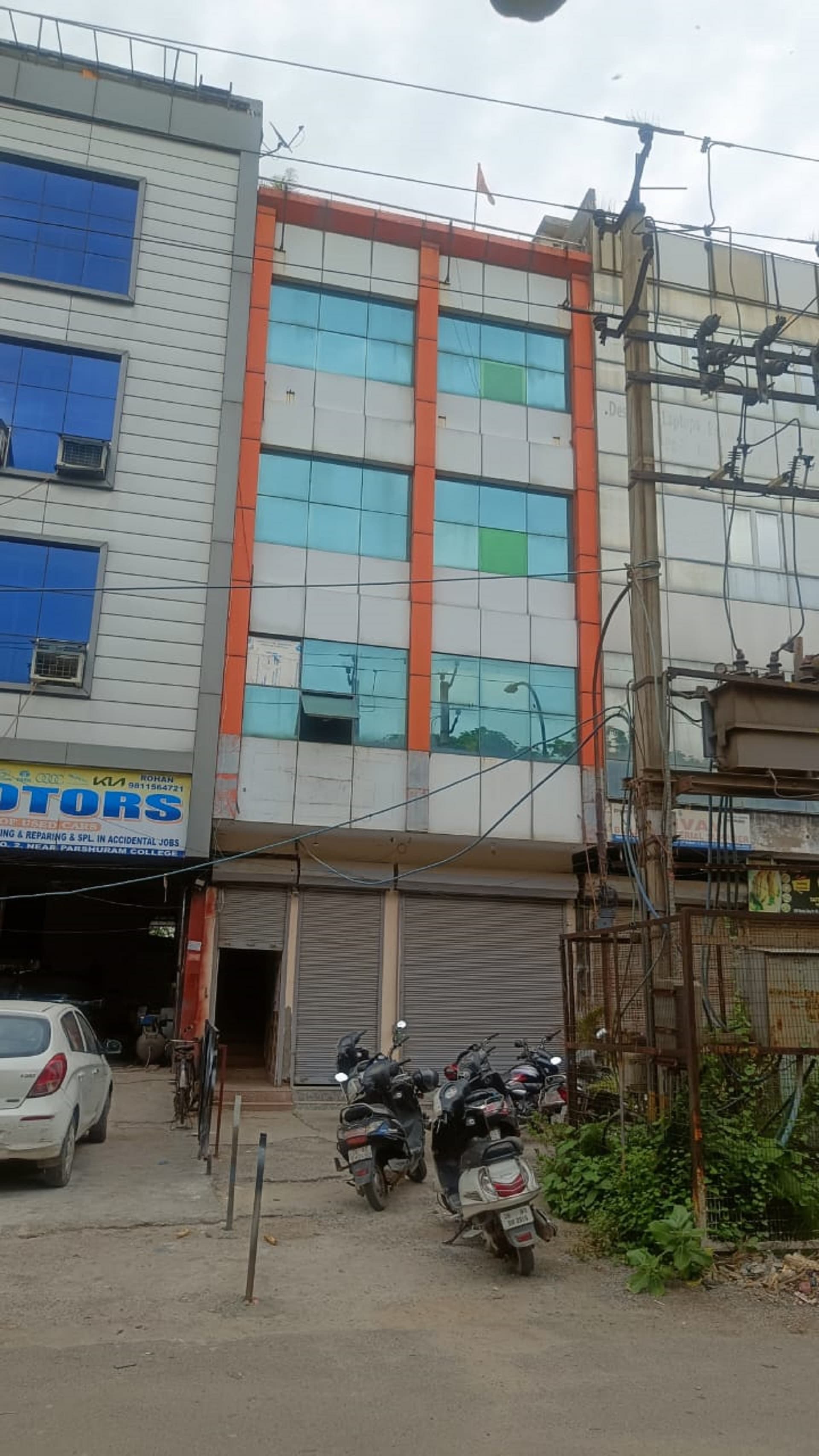 Property Photos 1