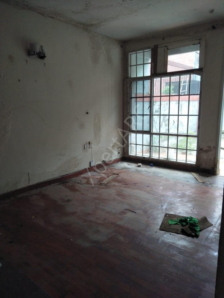 Property Photos 19