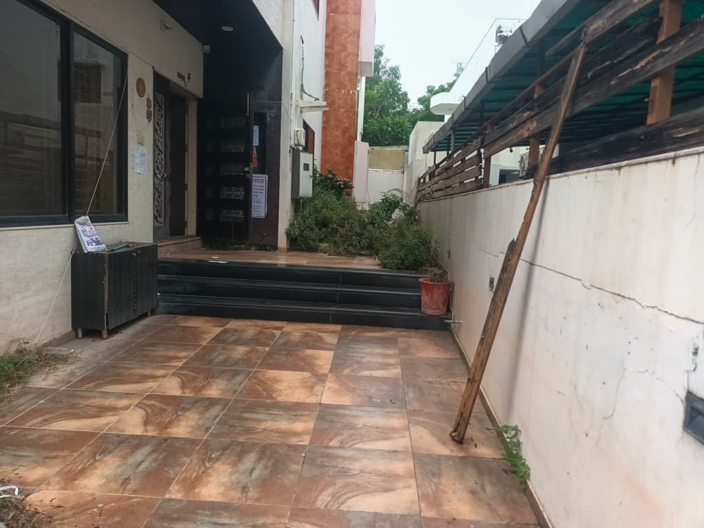 Property Photos 3