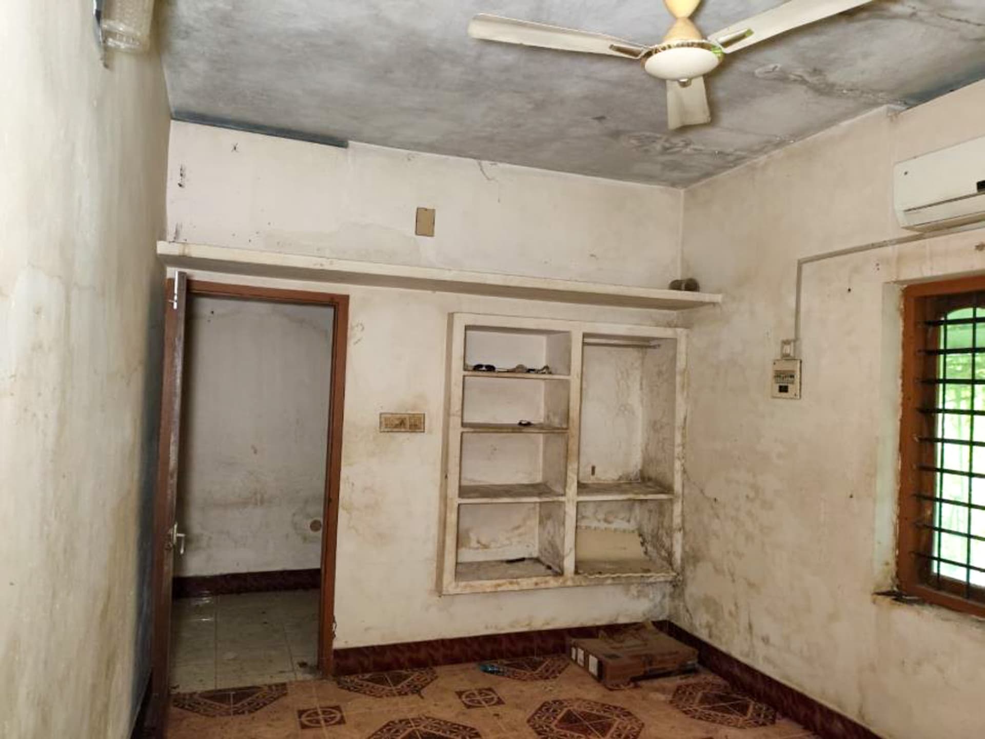 Property Photos 18