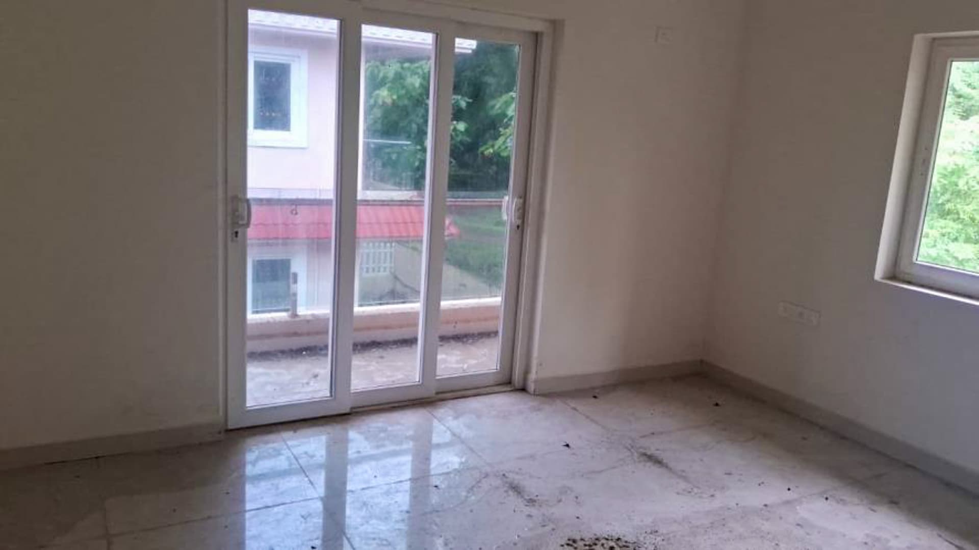 Property Photos 12