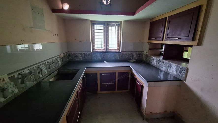 Property Photos 10