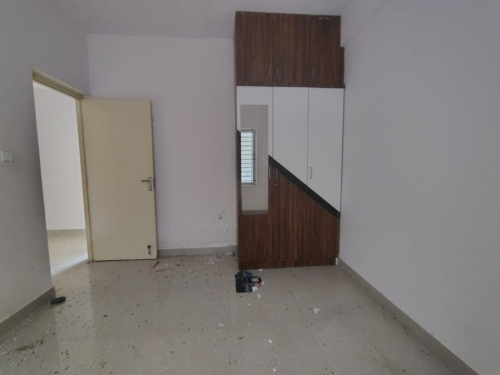 Property Photos 35