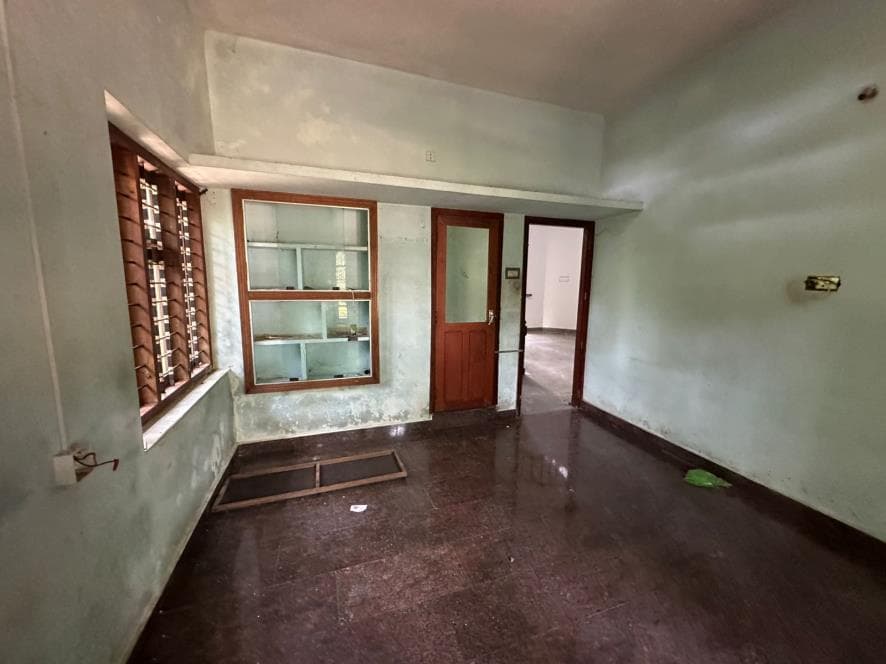 Property Photos 43