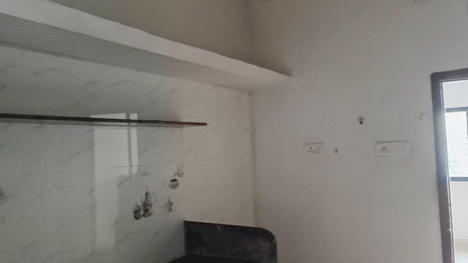 Property Photos 8