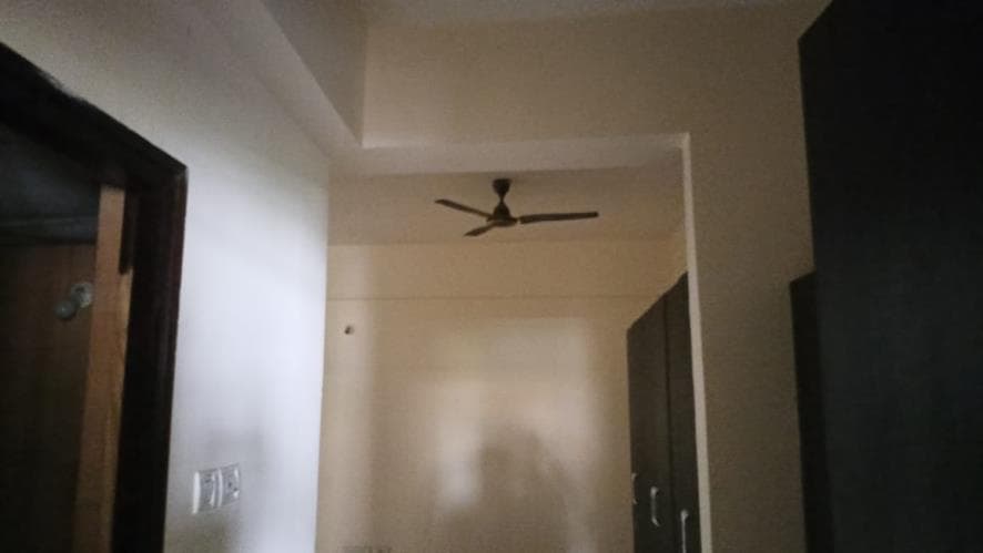 Property Photos 6