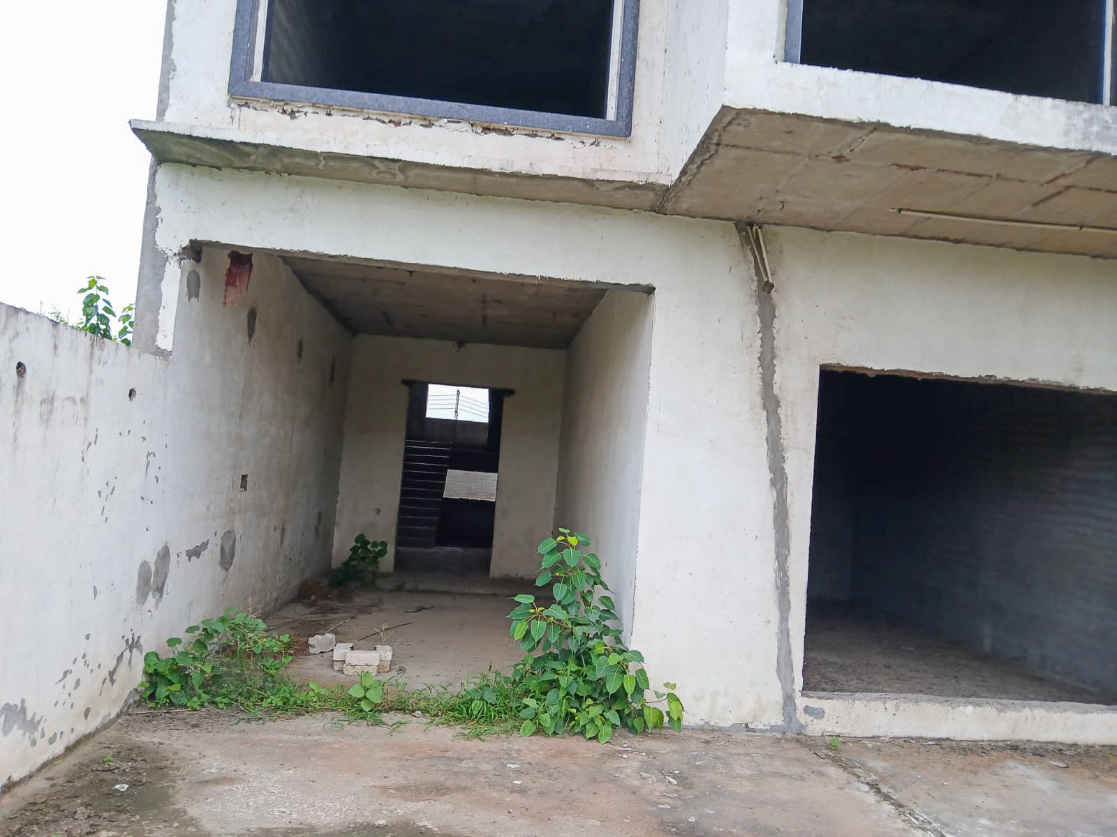 Property Photos 1