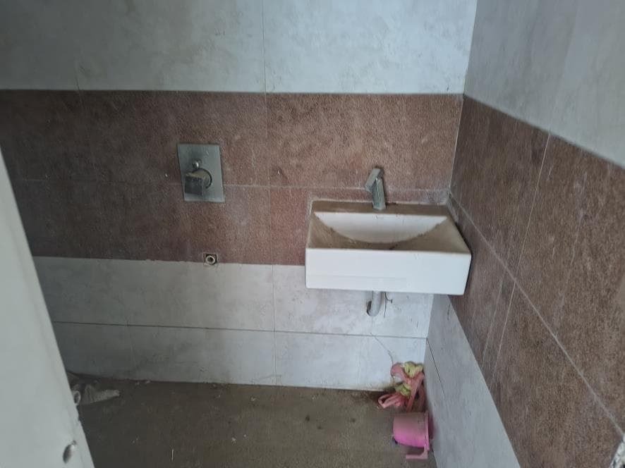 Property Photos 19