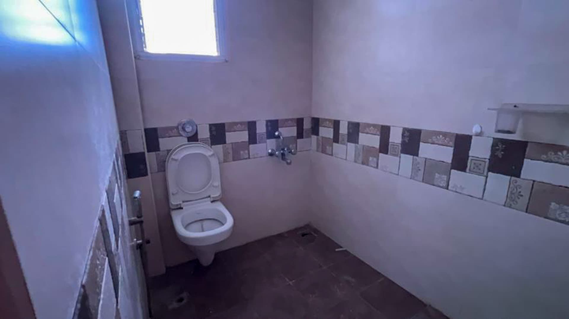 Property Photos 6