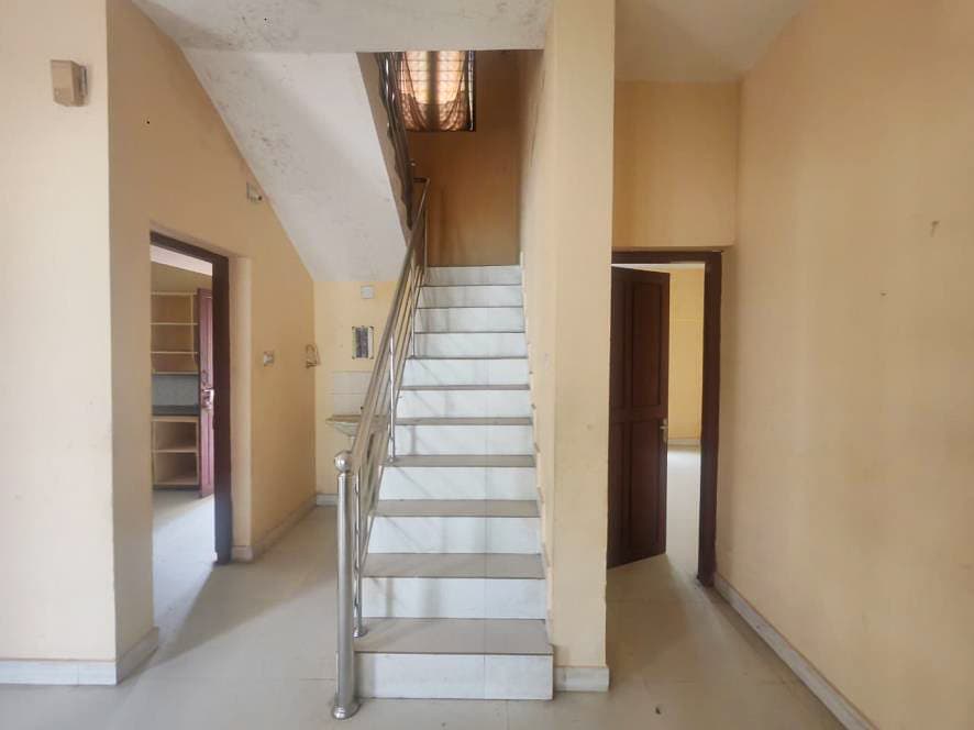 Property Photos 33