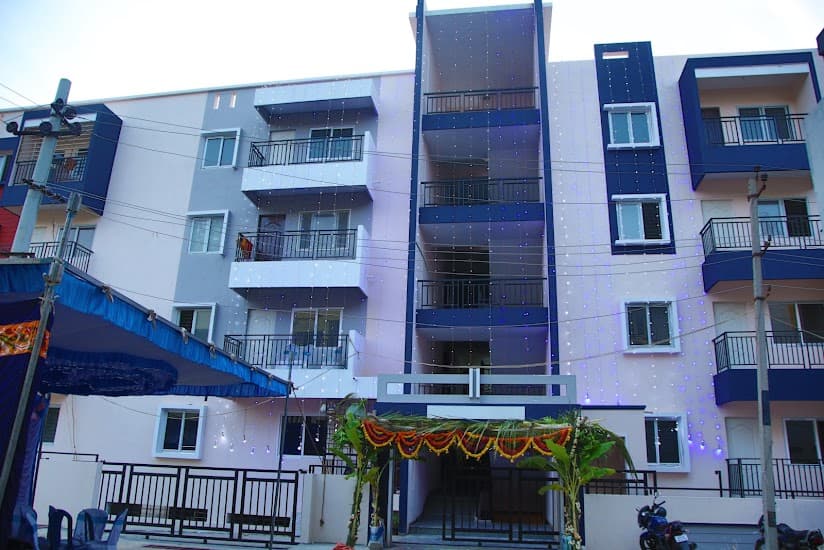 Property Photos 7