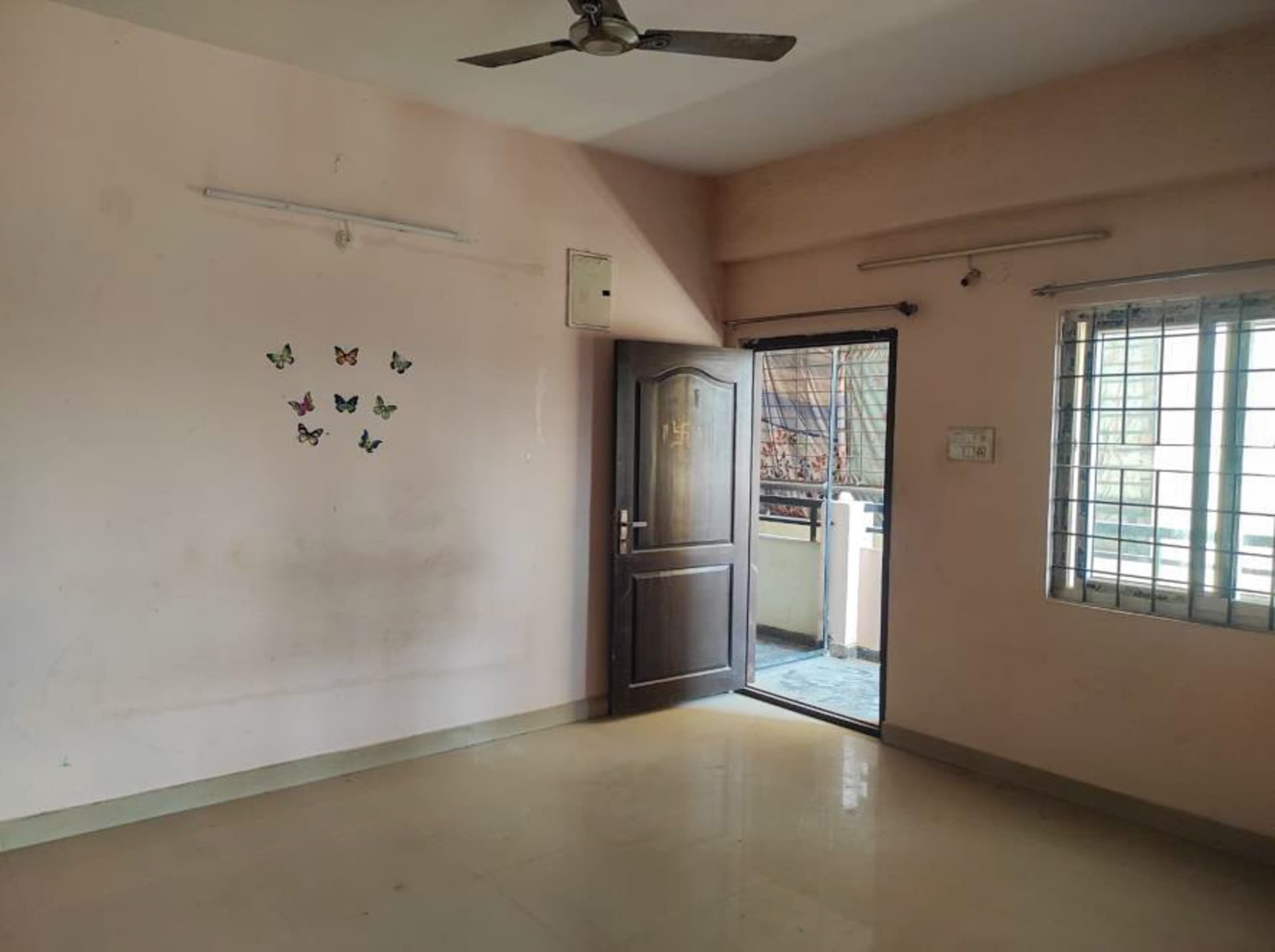 Property Photos 18