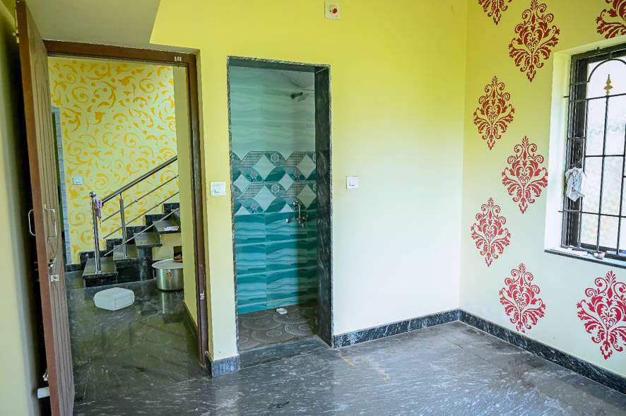 Property Photos 18