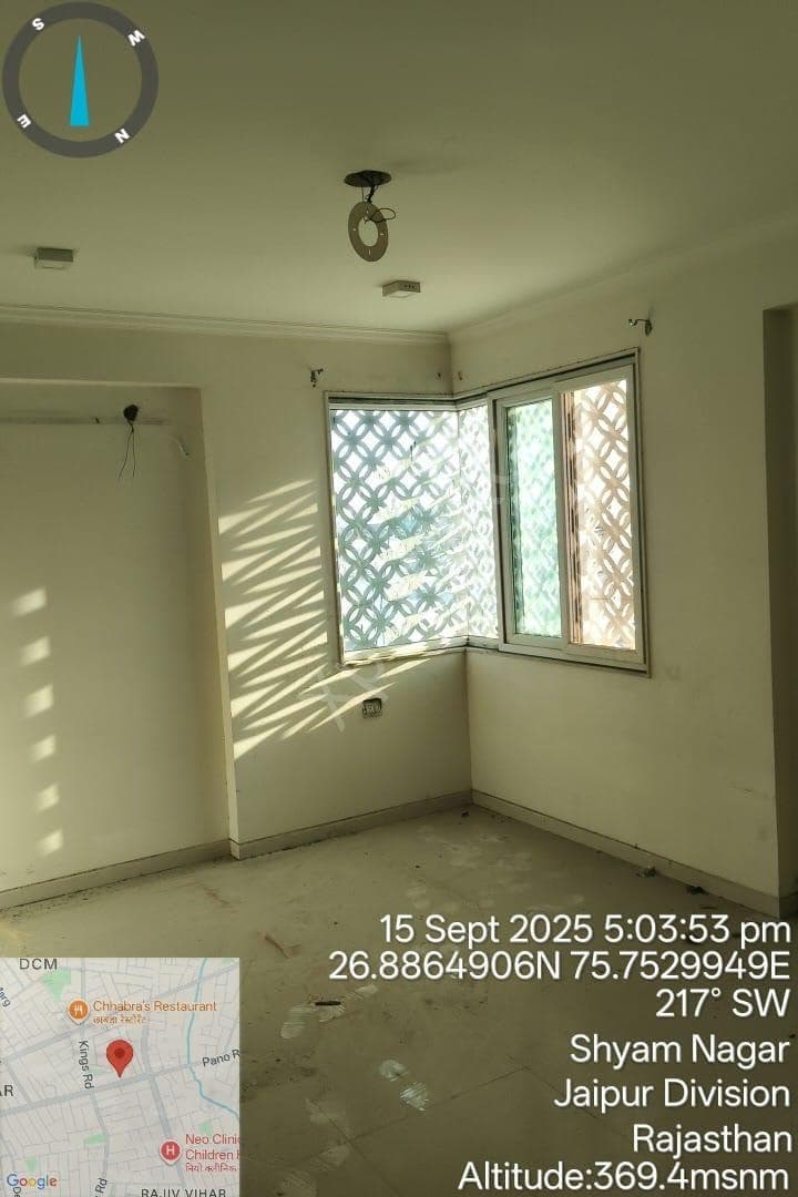 Property Photos 7