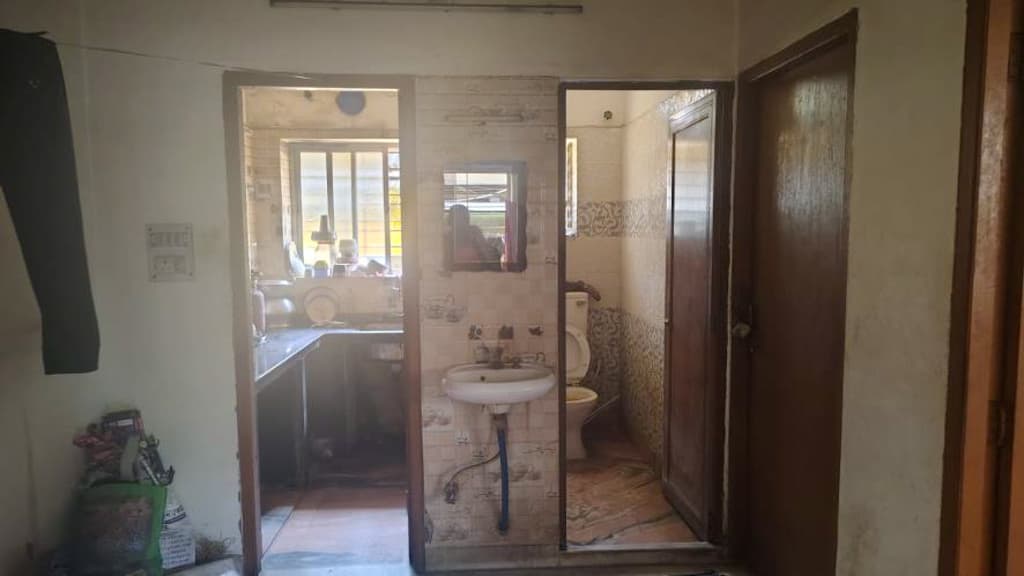 Property Photos 5