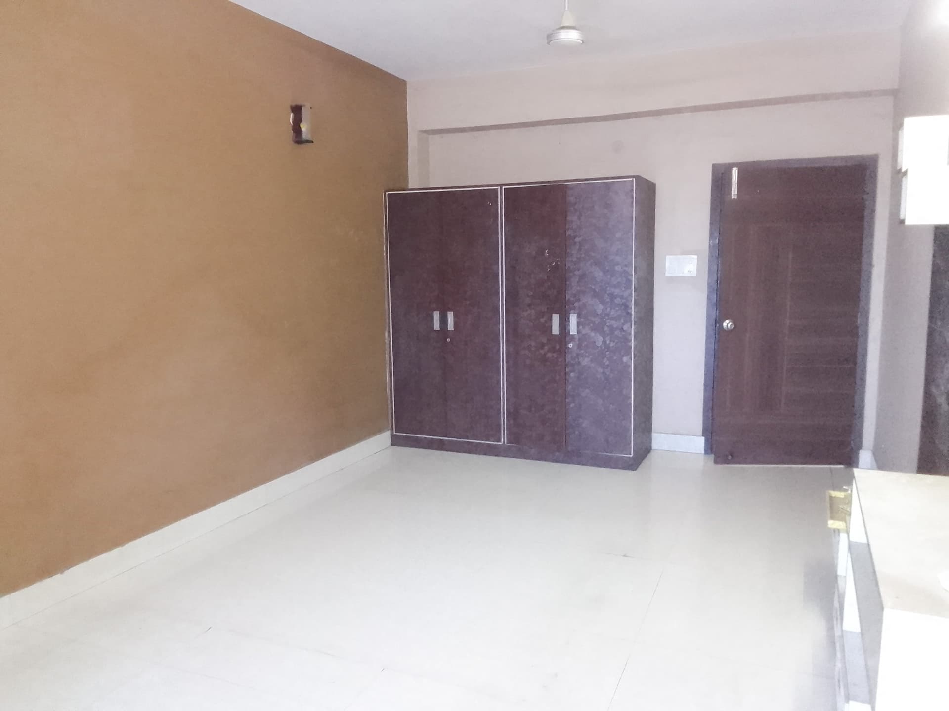Property Photos 25