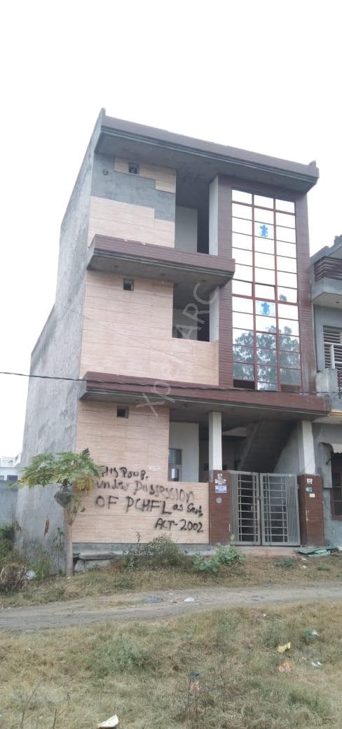 Property Photos 4