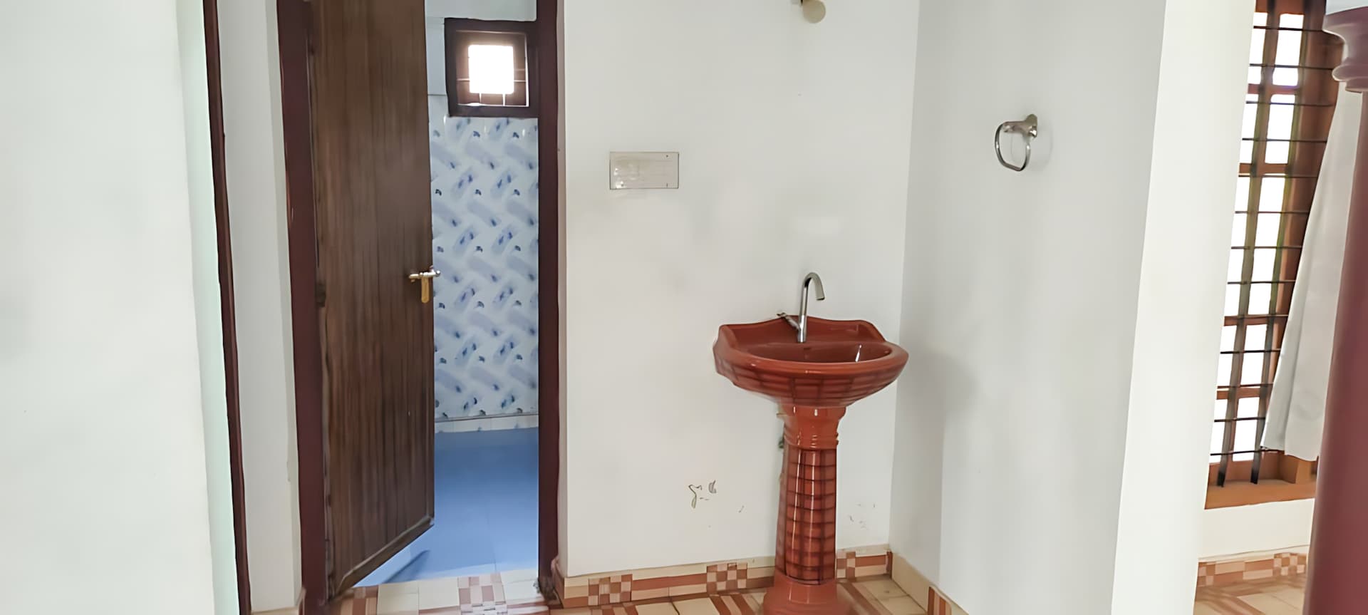 Property Photos 6