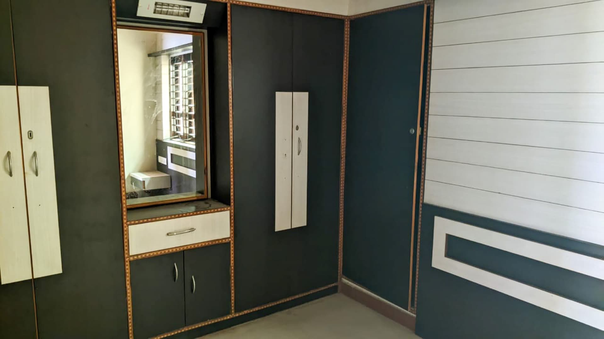 Property Photos 4