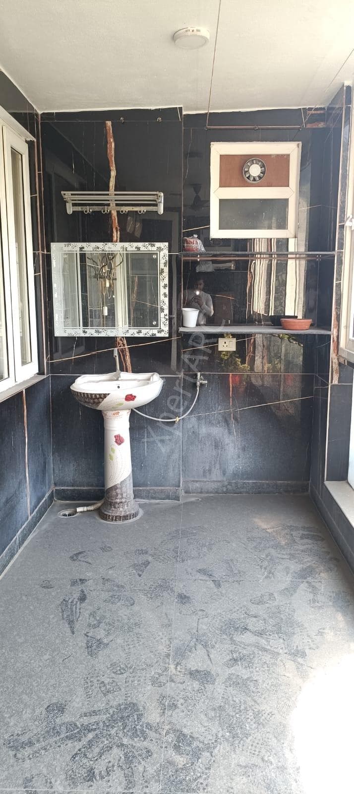 Property Photos 5
