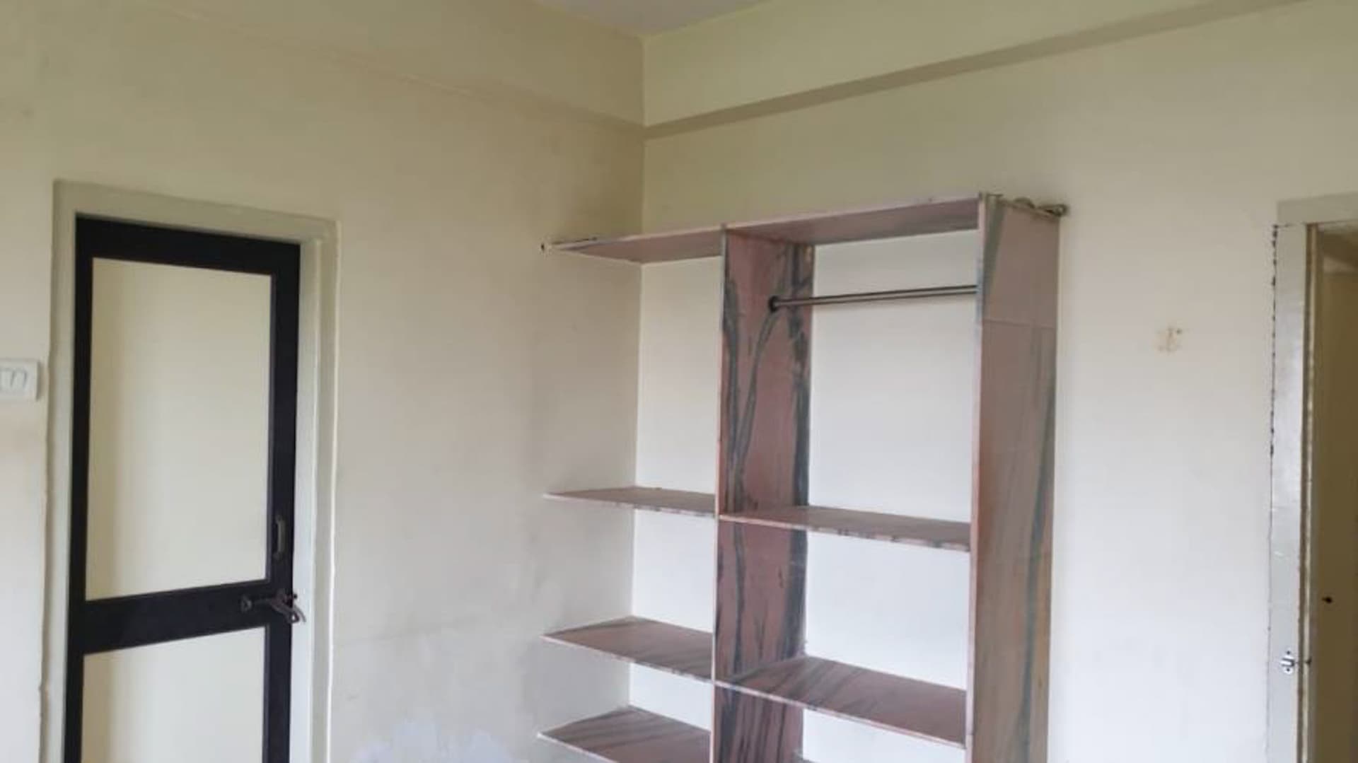 Property Photos 37