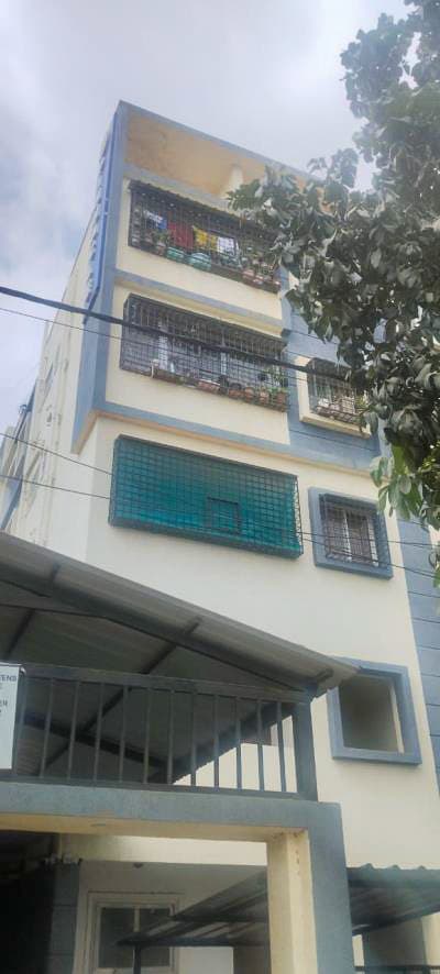 Property Photos 6
