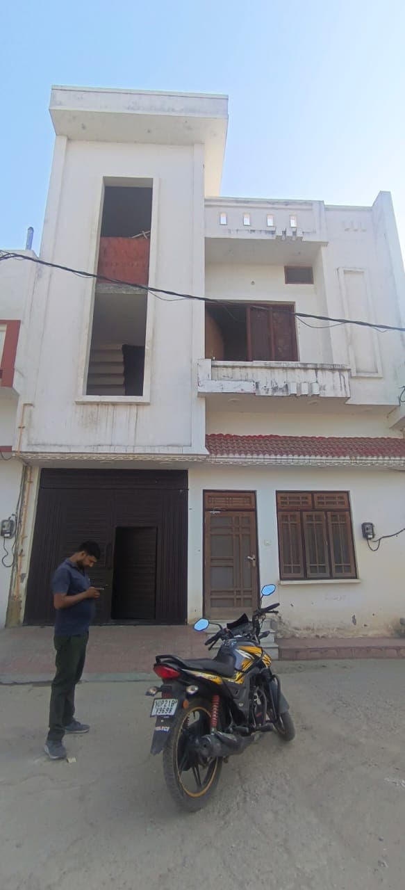 Property Photos 1