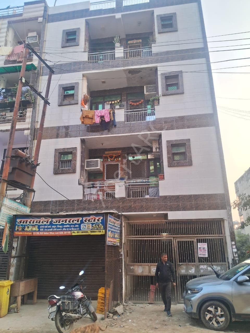 Property Photos 9