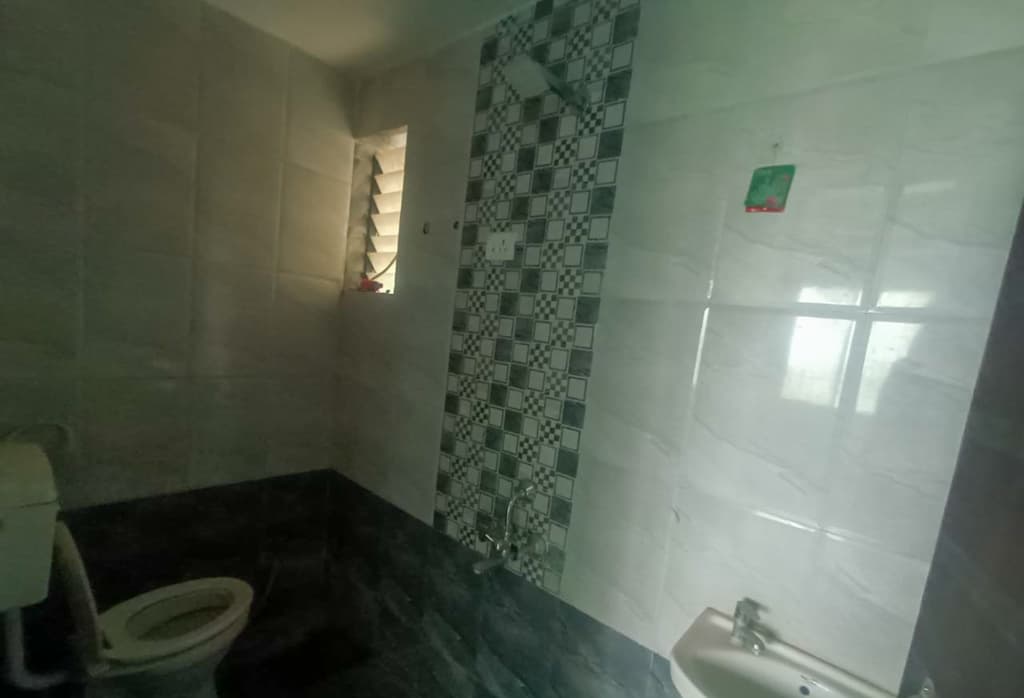 Property Photos 5