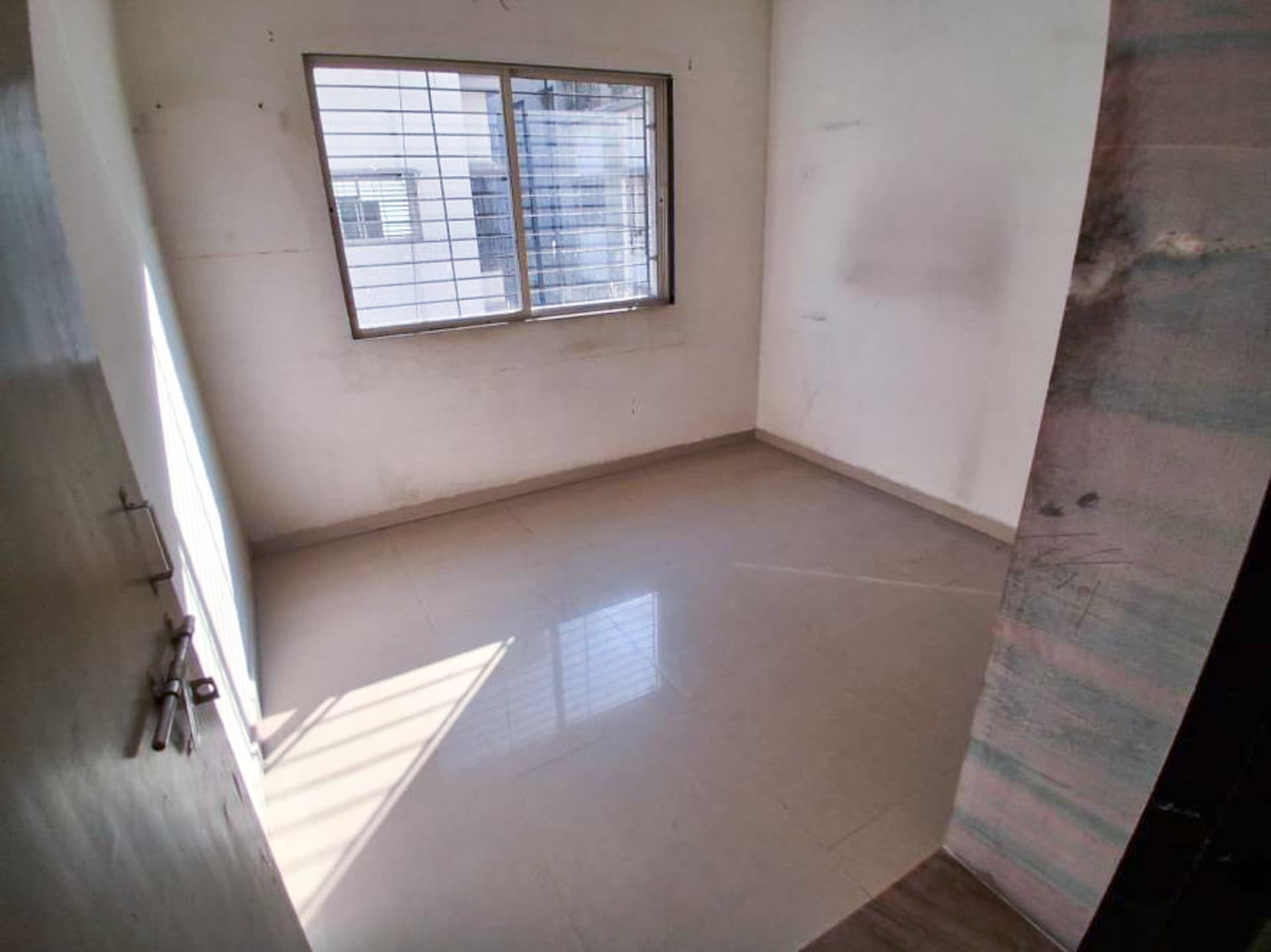 Property Photos 17