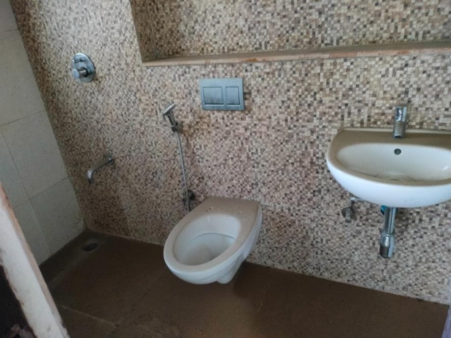 Property Photos 7