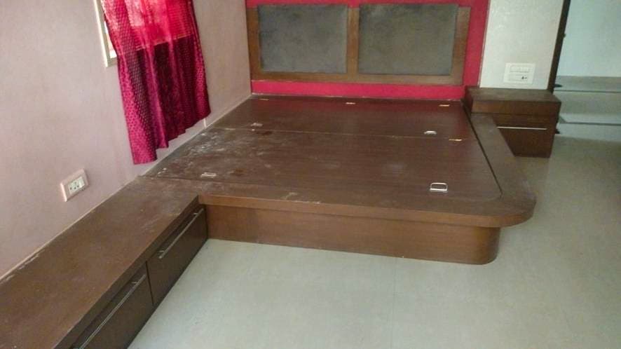 Property Photos 8