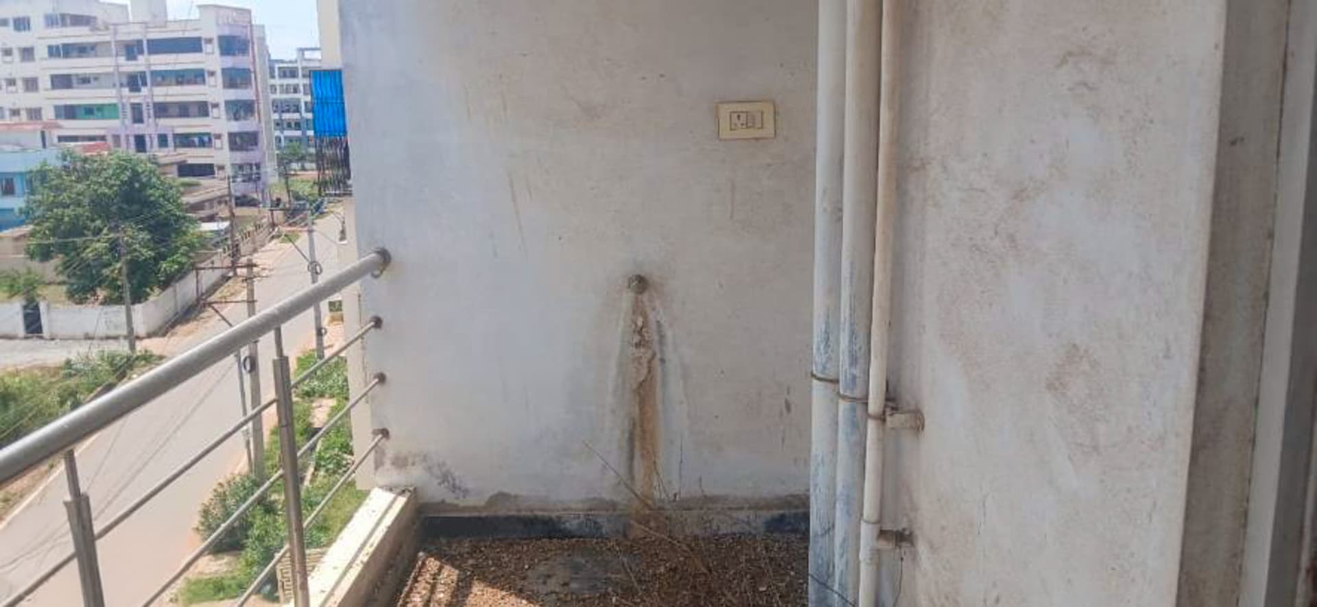 Property Photos 8
