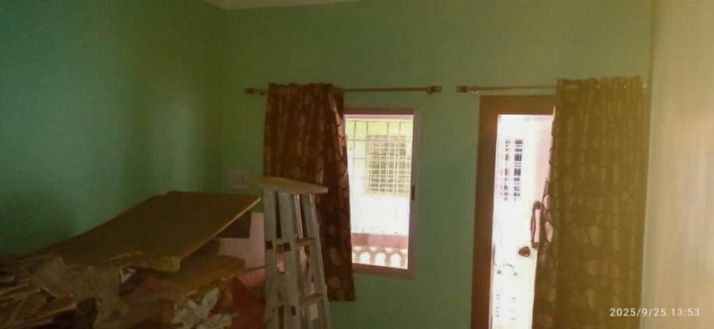 Property Photos 5