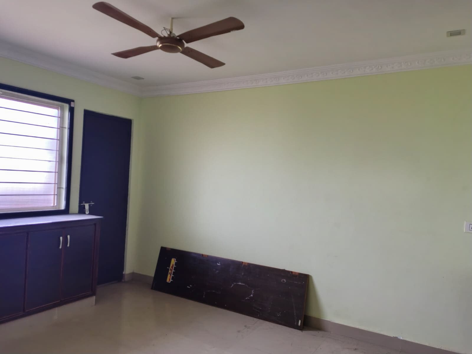 Property Photos 18