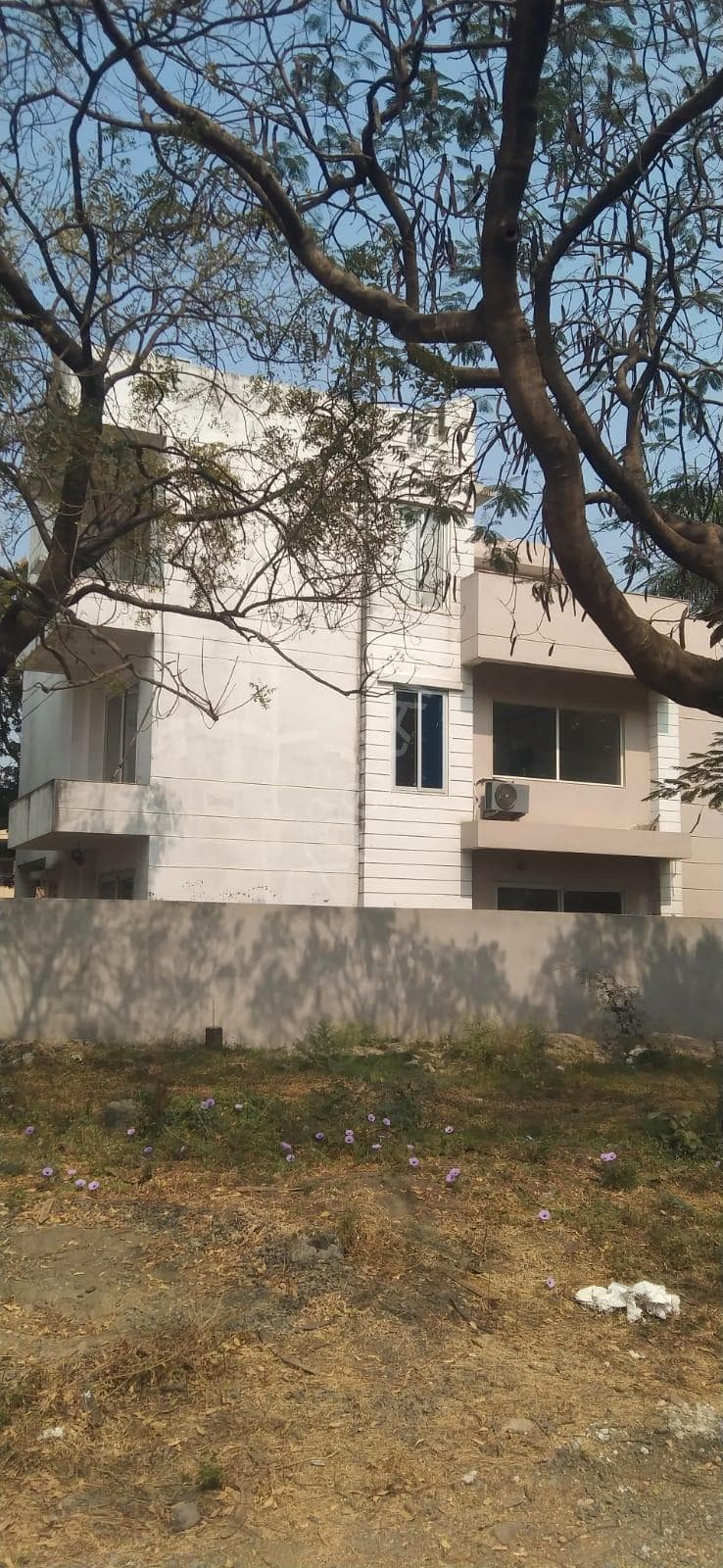 Property Photos 8