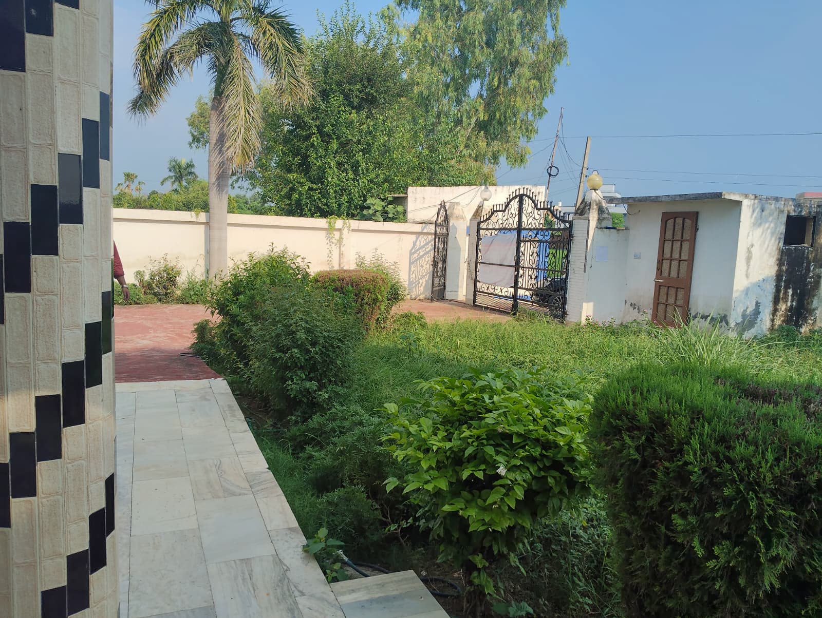 Property Photos 23