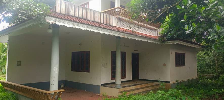 Property Photos 7