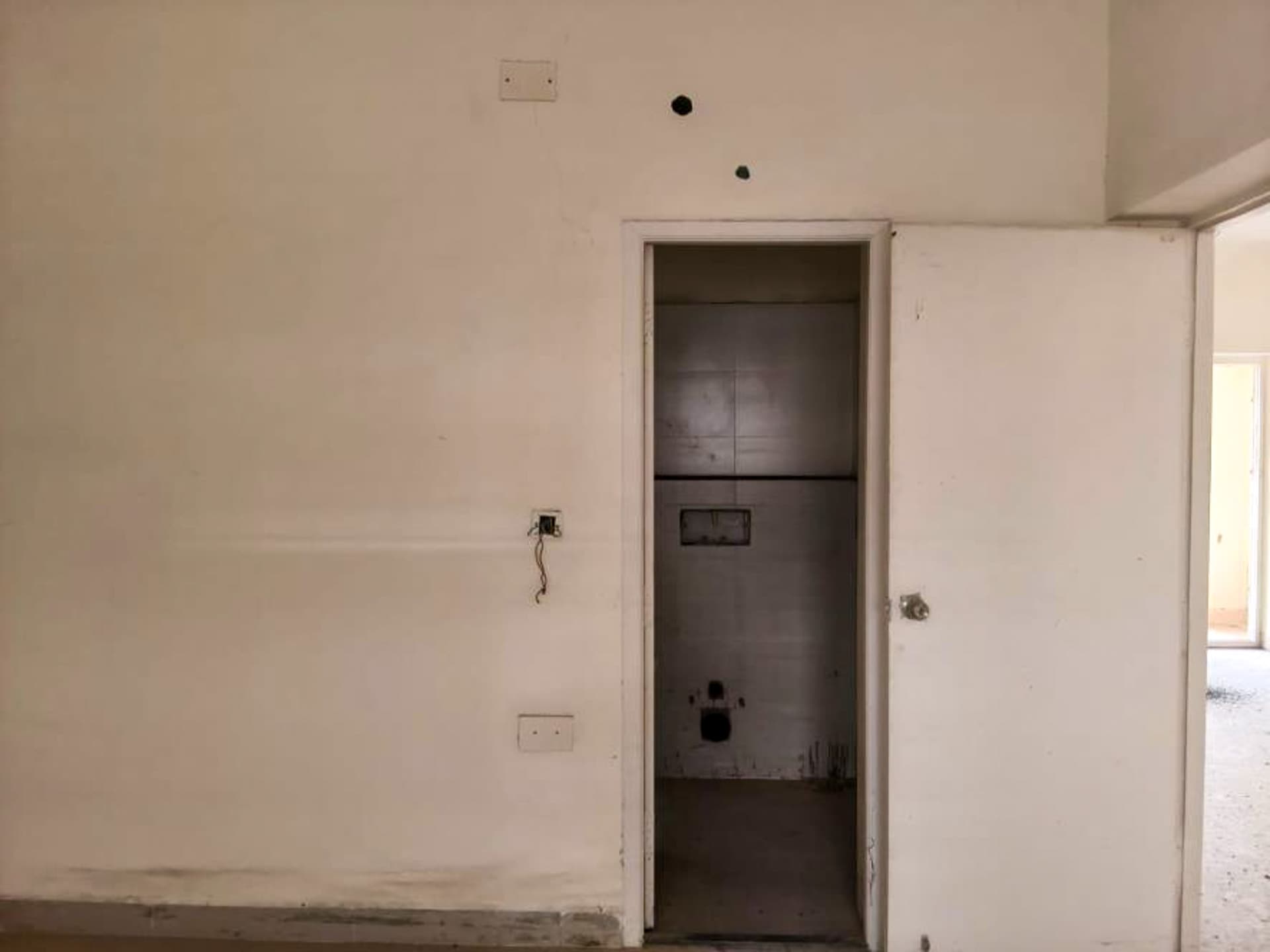 Property Photos 16
