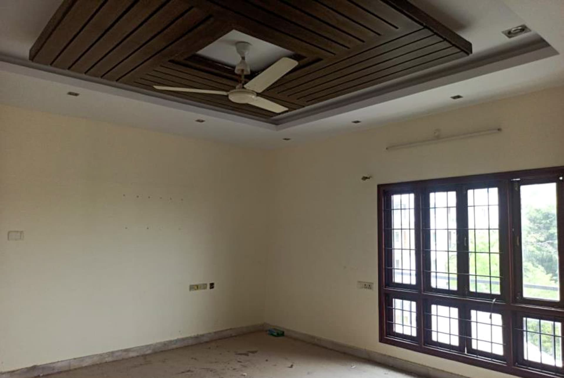 Property Photos 18