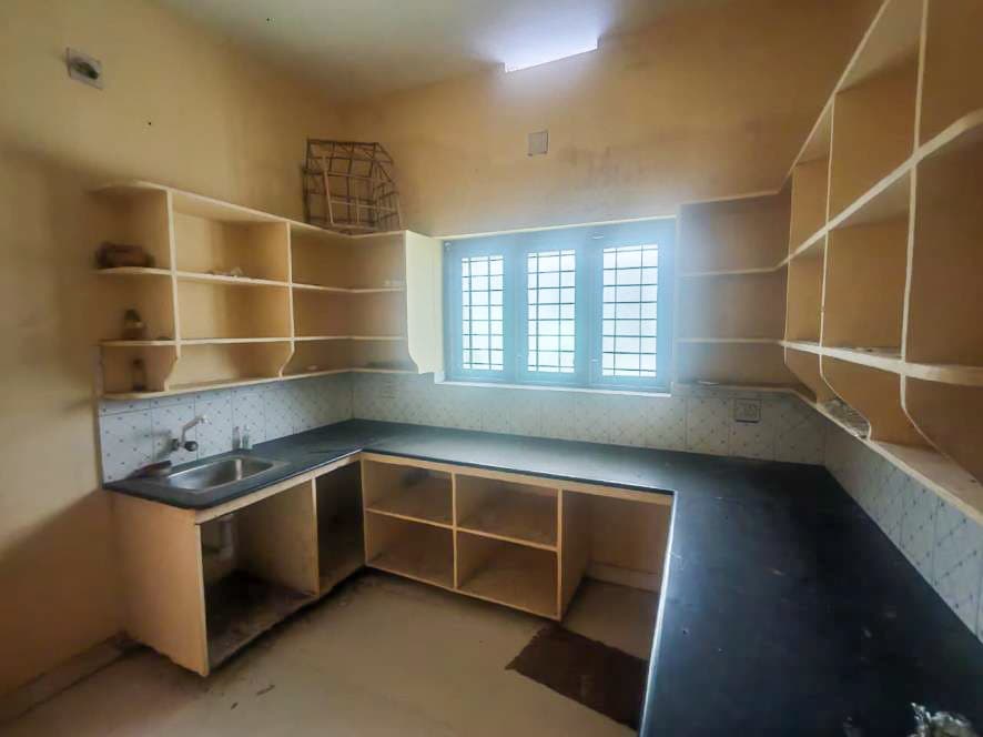 Property Photos 5