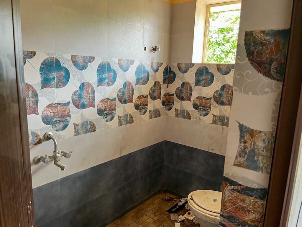 Property Photos 6