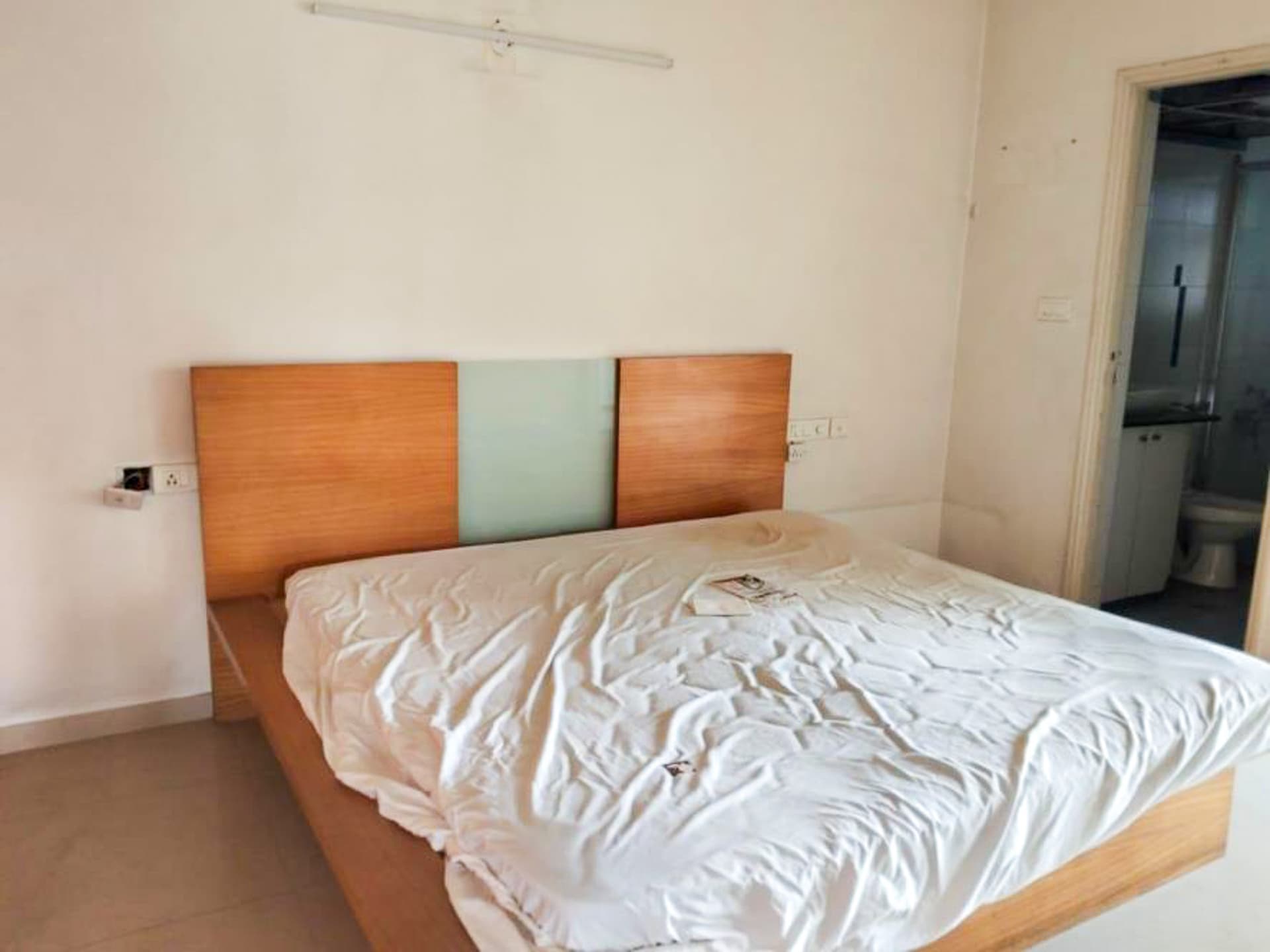 Property Photos 8