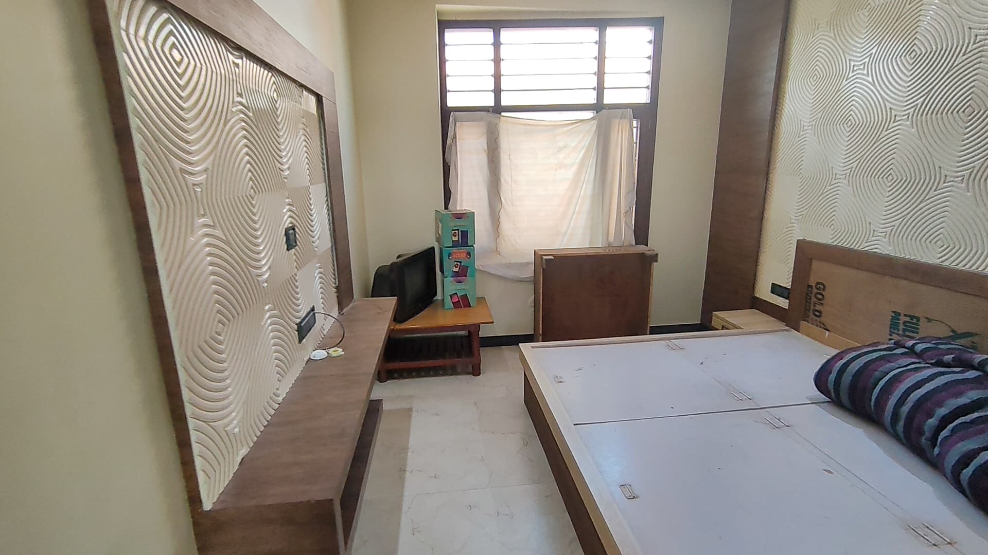 Property Photos 6