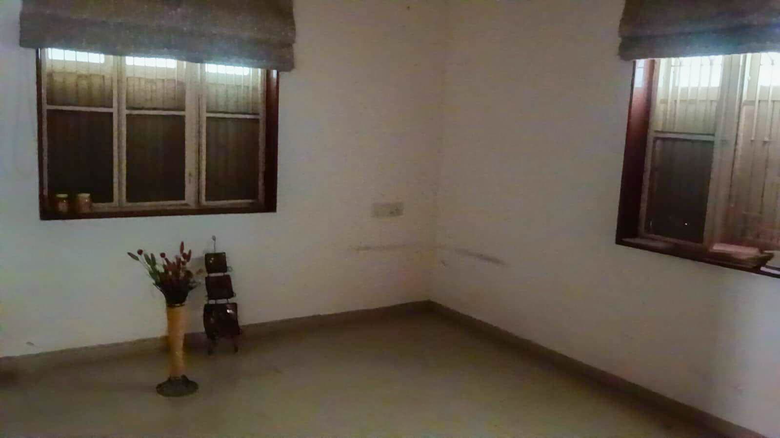 Property Photos 11