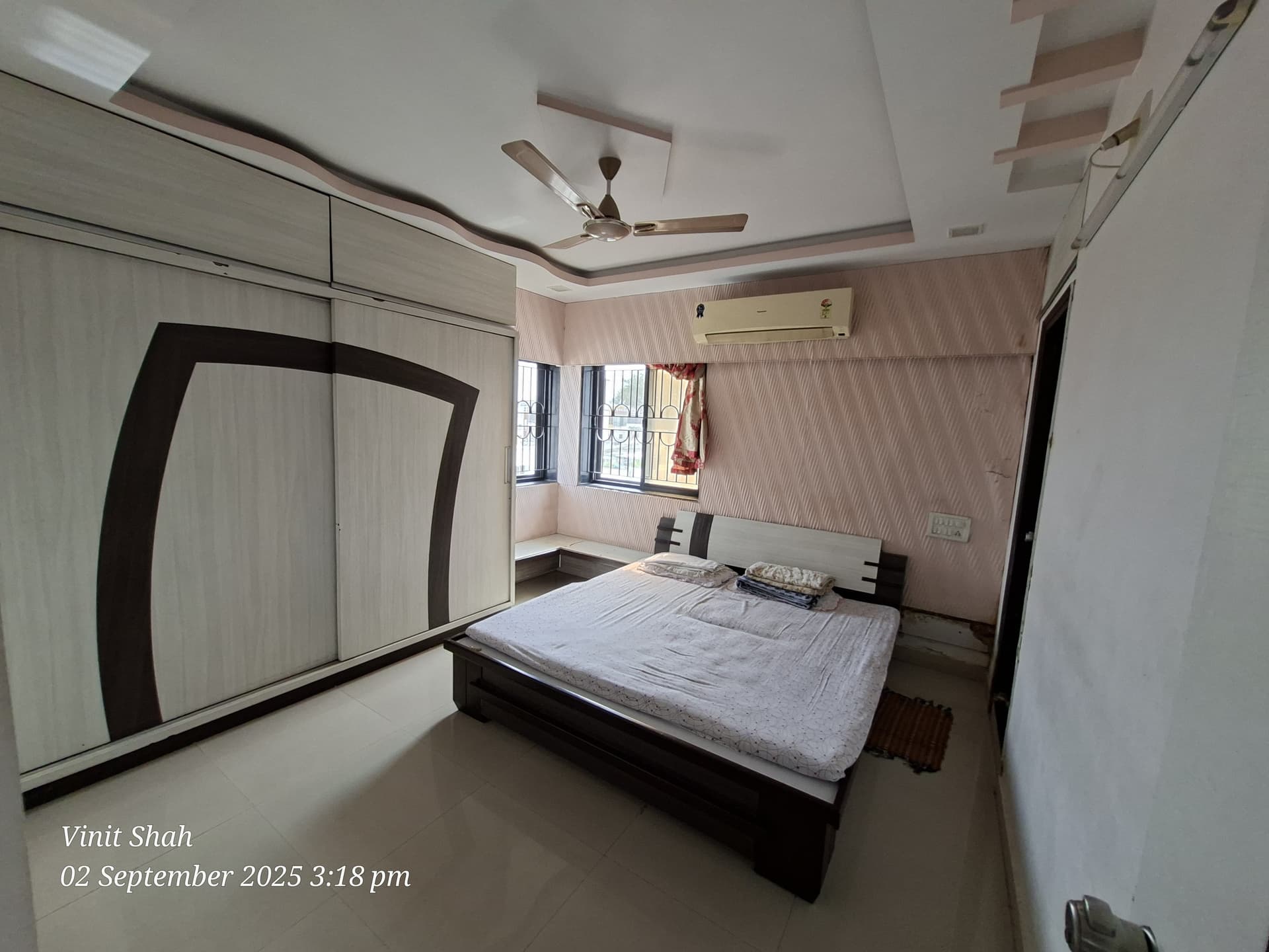 Property Photos 11