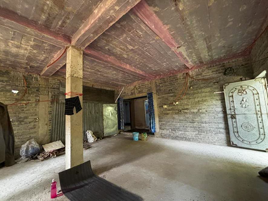 Property Photos 8