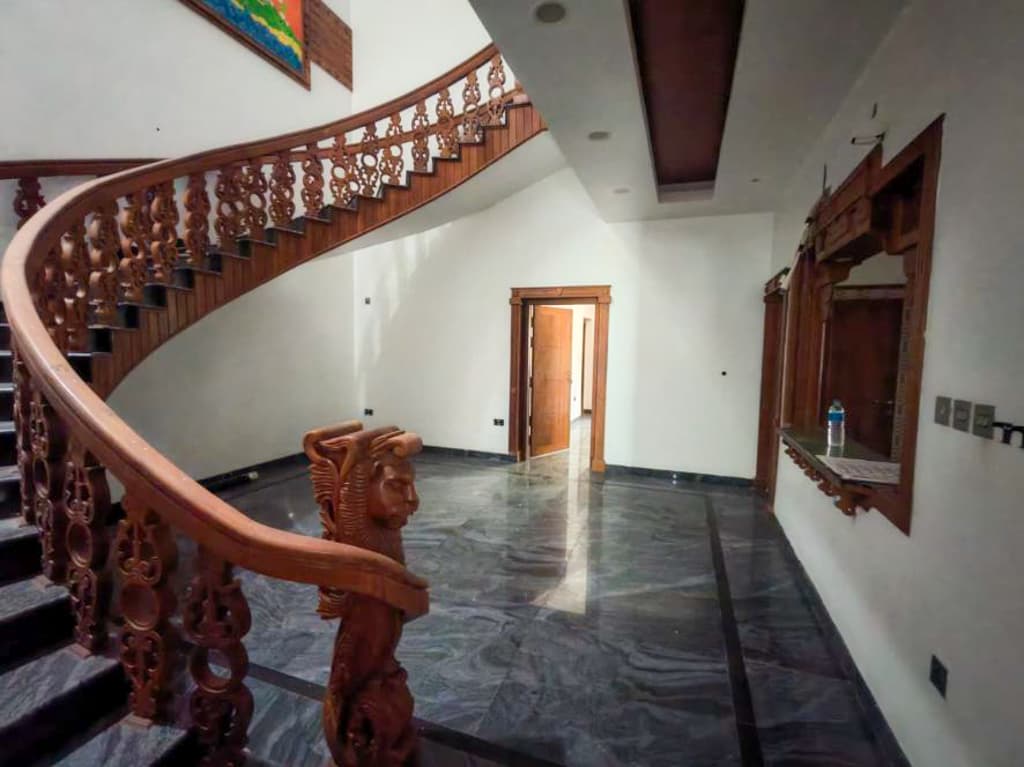 Property Photos 45